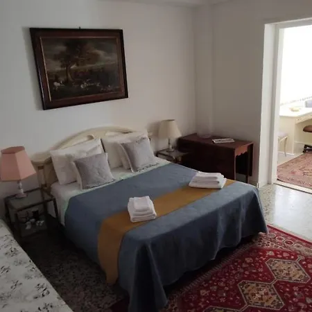 Guest house La Badia Del Cavaliere 2 *