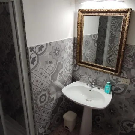 בית הארחה La Badia Del Cavaliere 2 רומא